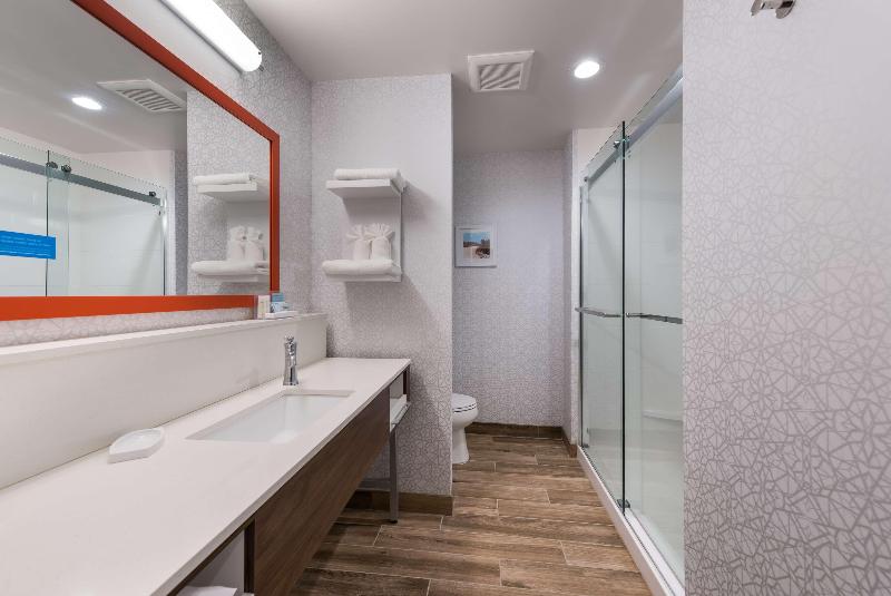 Стандартный Номер Кровать Кинг, Hampton Inn Niles