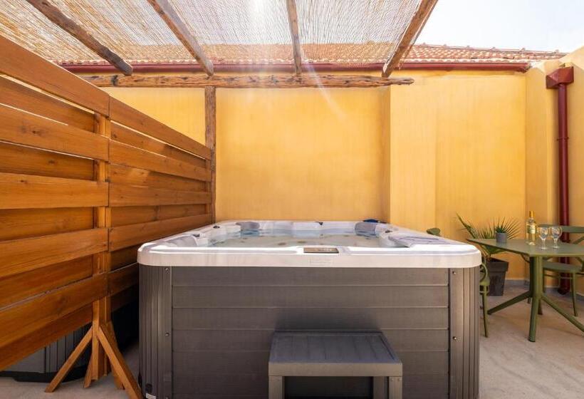 سوئیت با وان آب گرم, Casa Del Sol   Adults Only