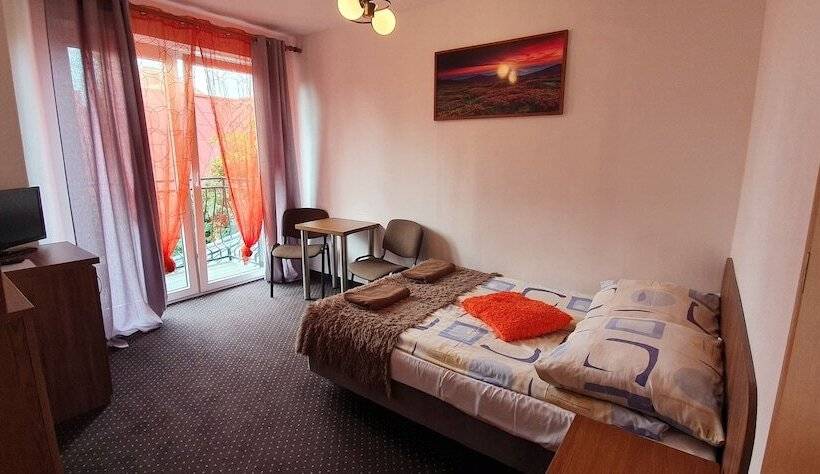 Номер Стандарт с Балконом, Dom Wczasowy Barbara