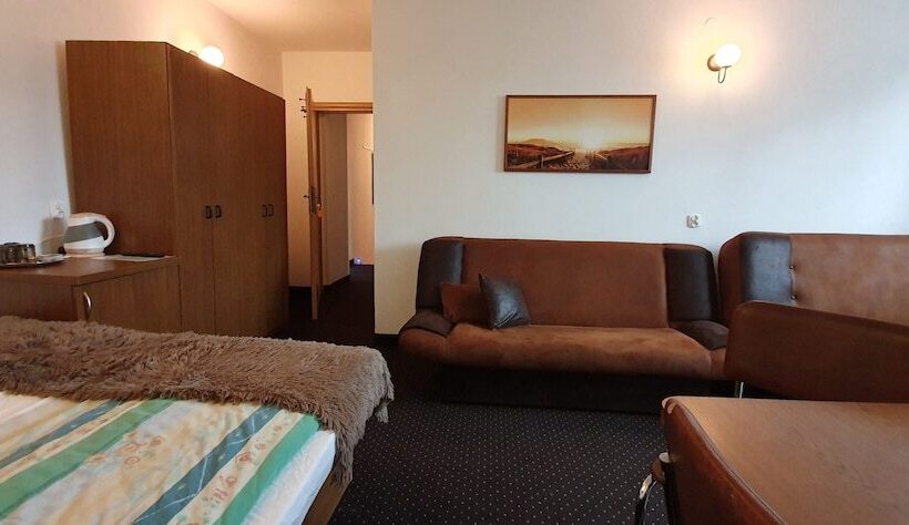 Четырехместный Номер Стандарт, Dom Wczasowy Barbara