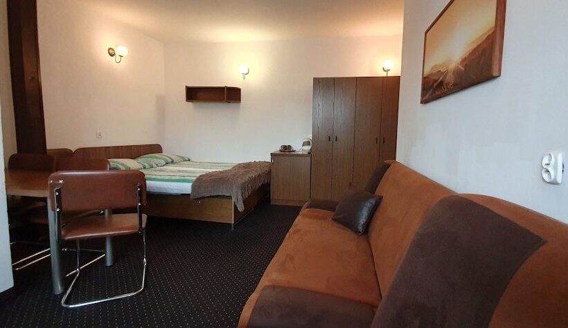 Четырехместный Номер Стандарт, Dom Wczasowy Barbara