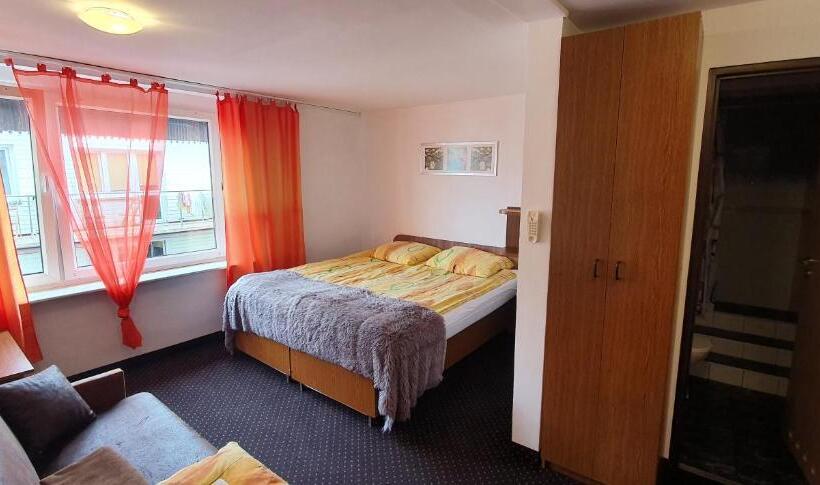 Номер Стандарт Трехместный, Dom Wczasowy Barbara