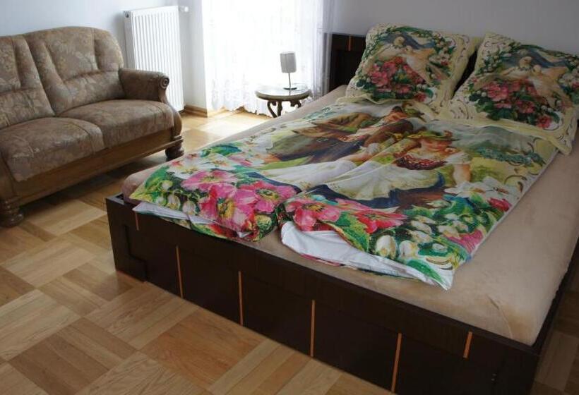 سوییت خانوادگی, Gronik