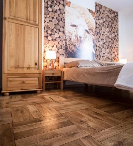 اتاق استاندارد, Gronik