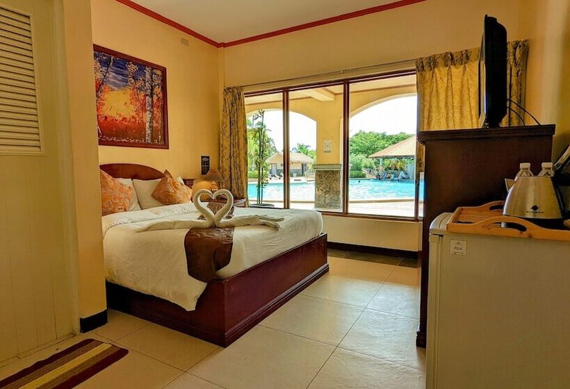 اتاق استاندارد با تخت دوبل, Subic Waterfront Resort And