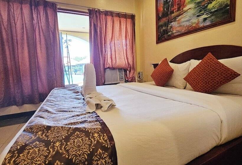 اتاق استاندارد با تخت دوبل, Subic Waterfront Resort And
