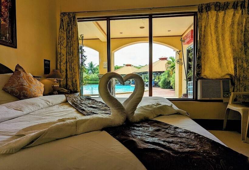 اتاق استاندارد با تخت دوبل, Subic Waterfront Resort And