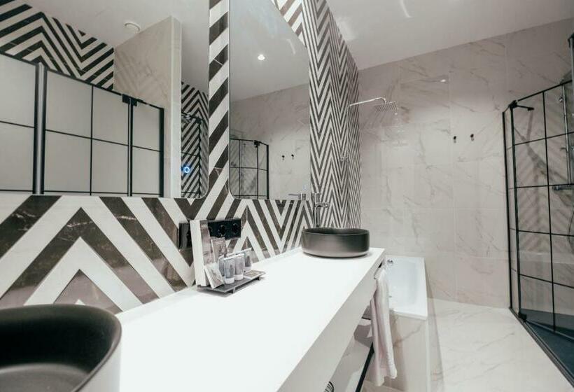 Executive-sviitti, Cetina Sevilla