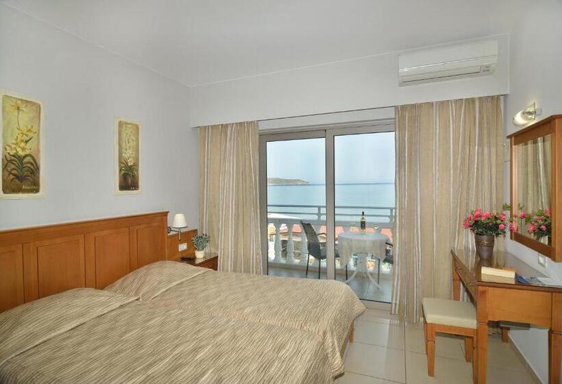 إستوديو قياسى مطل على البحر, Nektar Beach