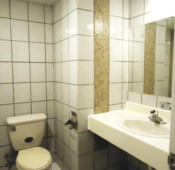 اتاق استاندارد با بالکن, Hsinchu World Trade Business Hall