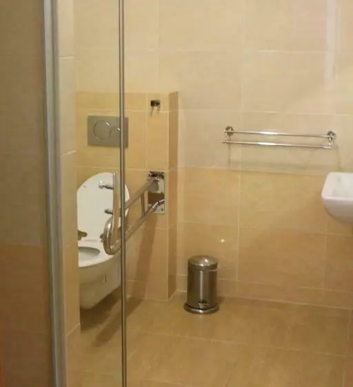身障者適用スタンダードルーム, Horský Hotel Kristína
