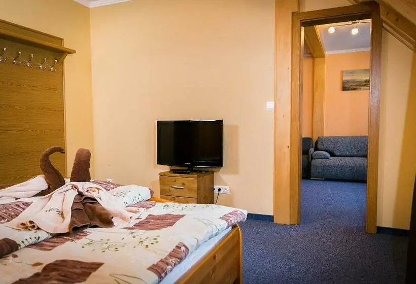 デラックスファミリールーム, Horský Hotel Kristína