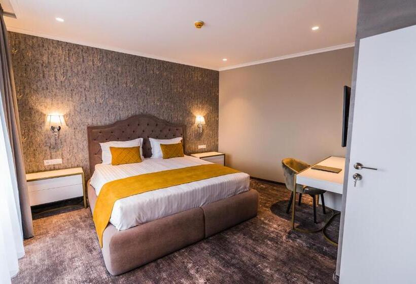 バルコニー付き１ベッドルームアパートメント, Aventus