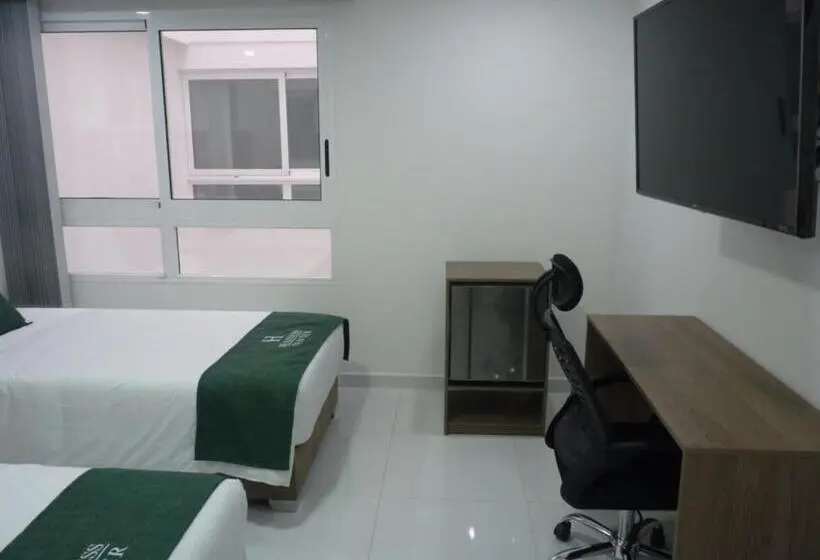اتاق استاندارد با بالکن, Business Center