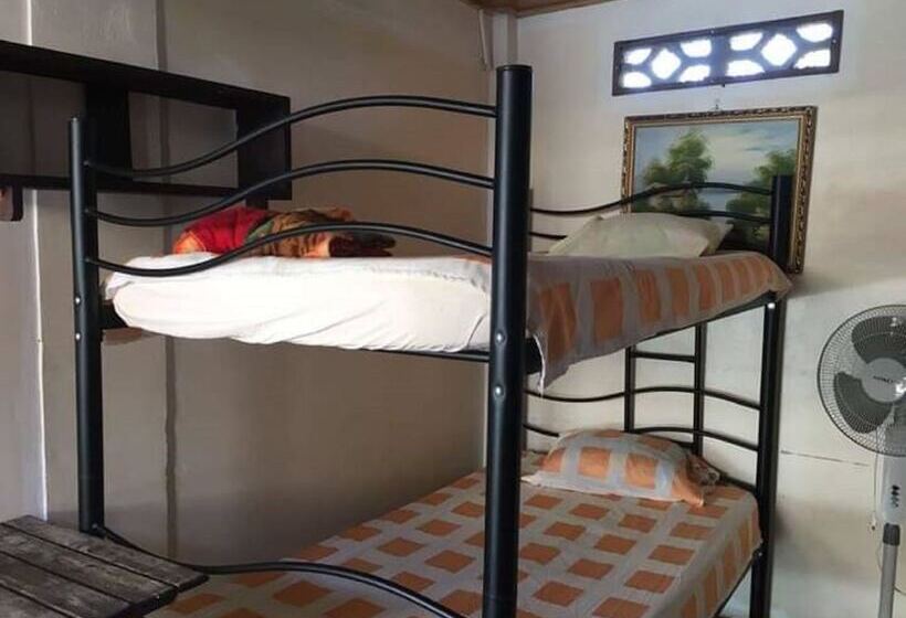 4인용 스탠다드 룸, Cabinas Bachelor