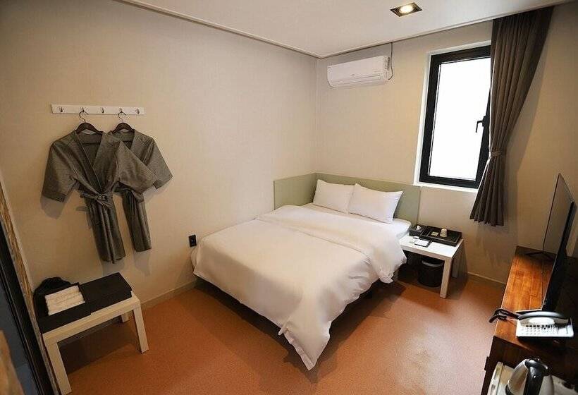 StandaardKamer, Kyungsung Yeogwan