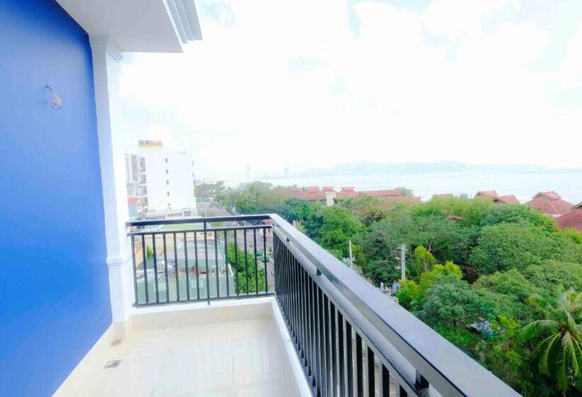 Familie Værelse Havudsigt, Seaview Quy Nhon