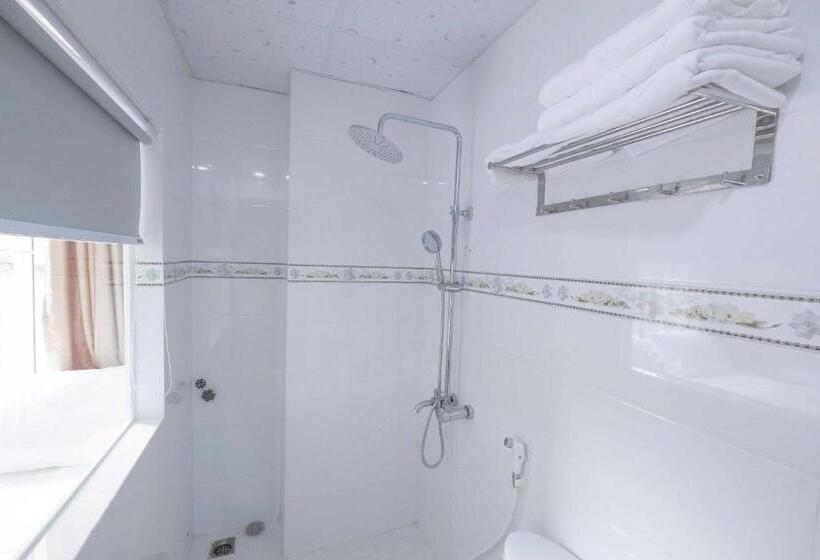 Familie Værelse Havudsigt, Seaview Quy Nhon