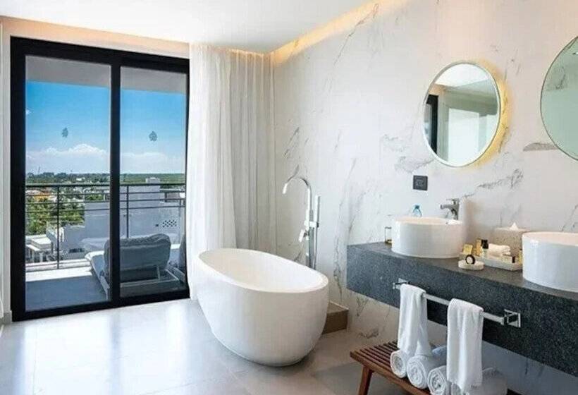 Люкс 3 Спальни, The Fives Oceanfront