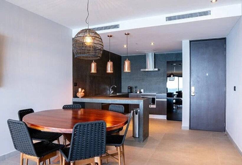 Suite 3 Chambres, The Fives Oceanfront