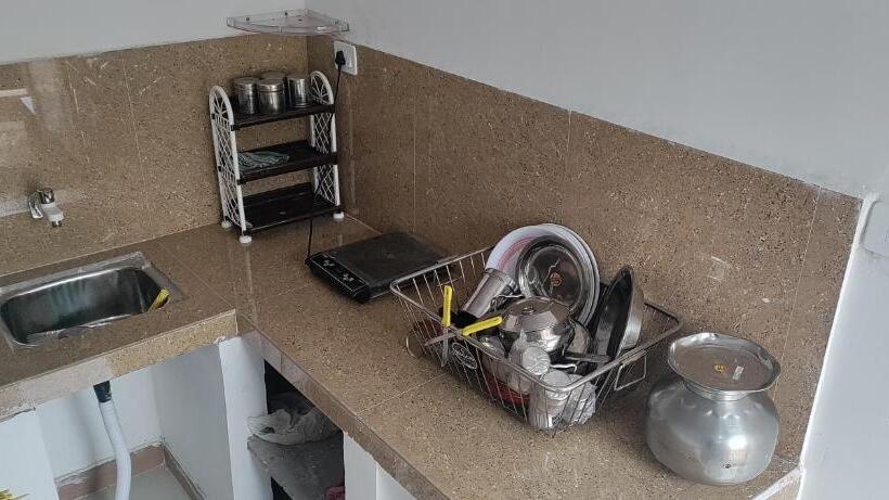 Chambre Standard, Nidhivan Homestay