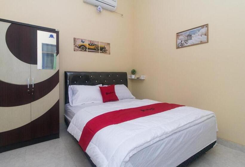 חדר סטנדרט, Reddoorz Syariah Near Stasiun Madiun