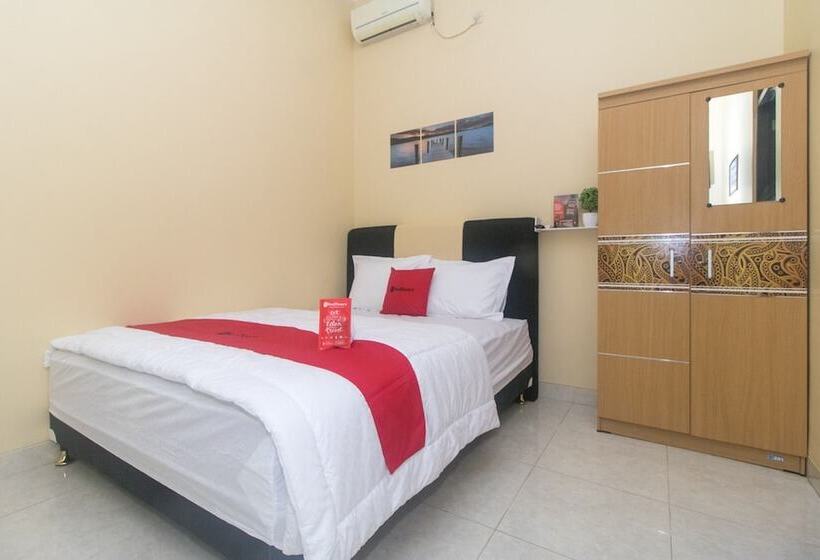 חדר סטנדרט, Reddoorz Syariah Near Stasiun Madiun