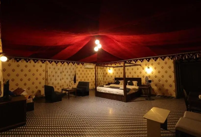 プールビュースイート, Serene Aravali Resort, Pushkar