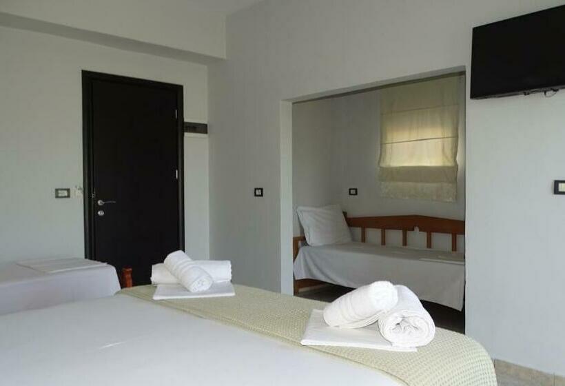 חדר משפחתי, Ardiani