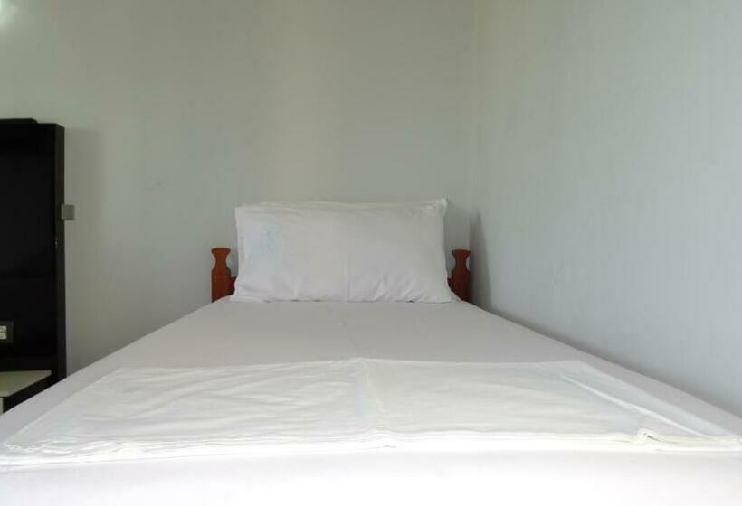 חדר משפחתי, Ardiani