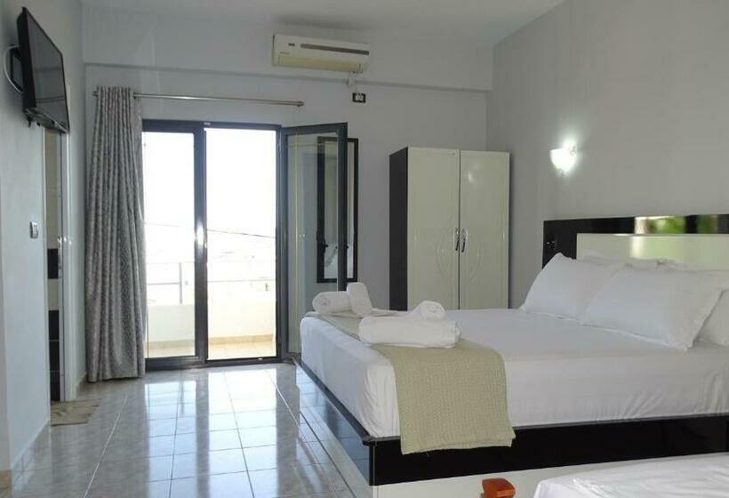 חדר משפחתי, Ardiani