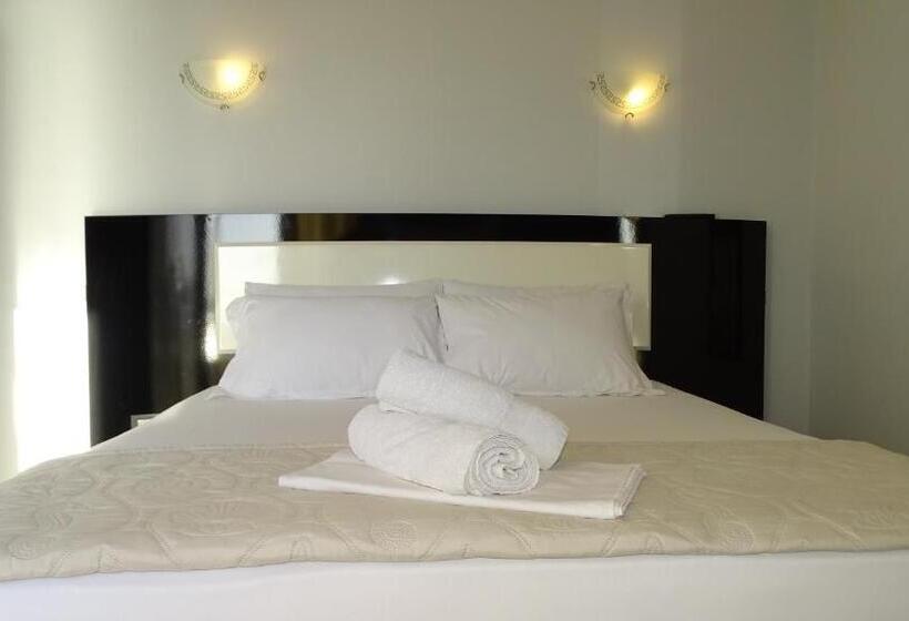 חדר דלוקס, Ardiani