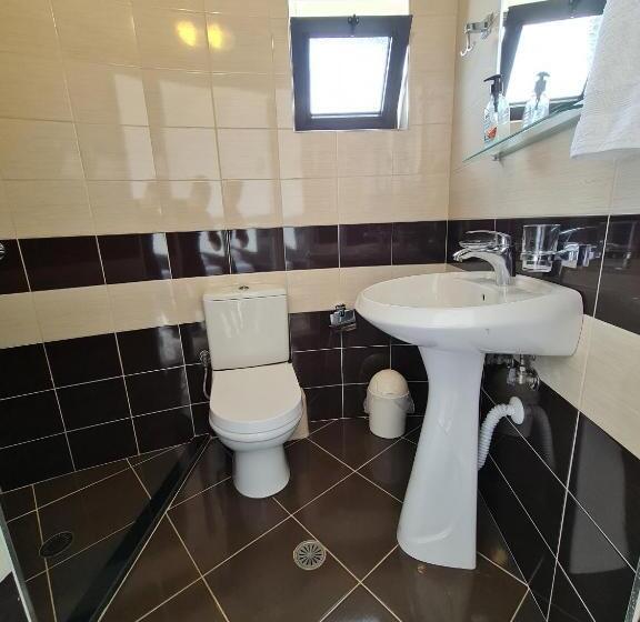 חדר דלוקס, Ardiani