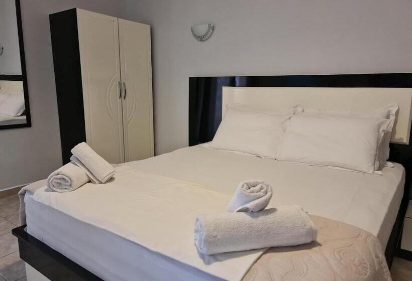 חדר דלוקס, Ardiani