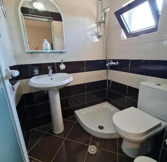 חדר דלוקס, Ardiani