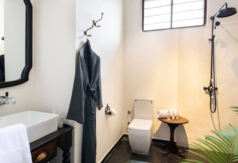 带阳台的高级房间, Upendo House Hotel Zanzibar