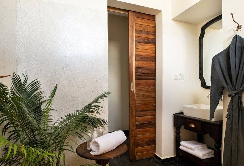 带阳台的高级房间, Upendo House Hotel Zanzibar