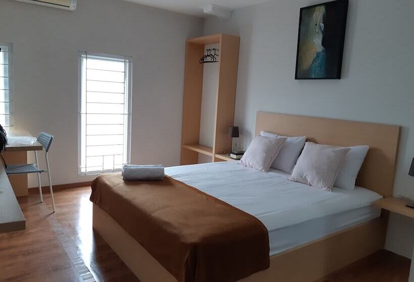 غرفة قياسية, Urooms Senayan