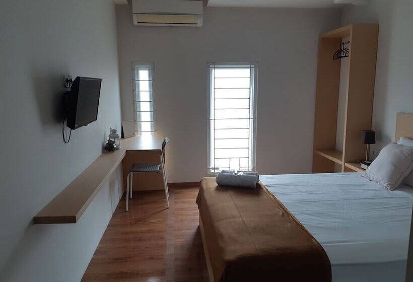 غرفة قياسية, Urooms Senayan