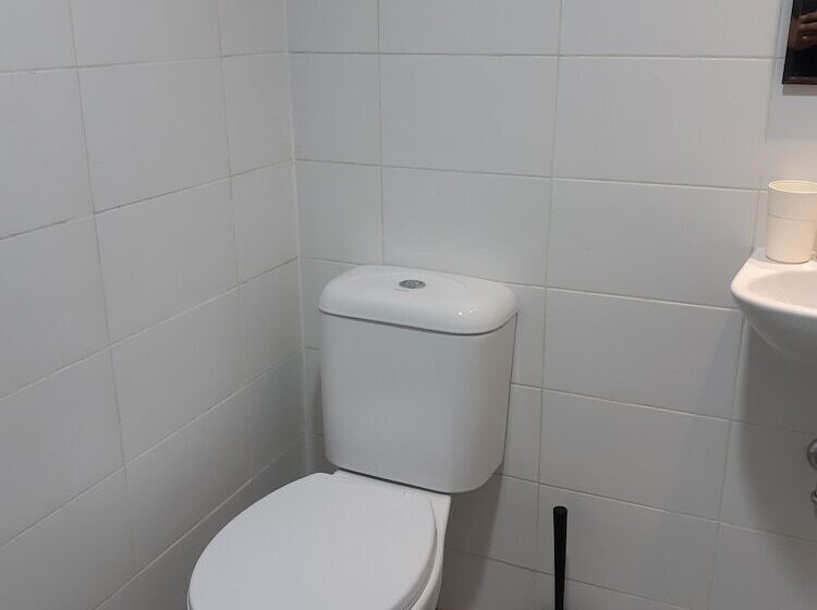 غرفة قياسية, Urooms Senayan