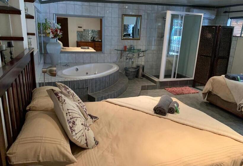 Delüks Oda, Camelthorn Guesthouse