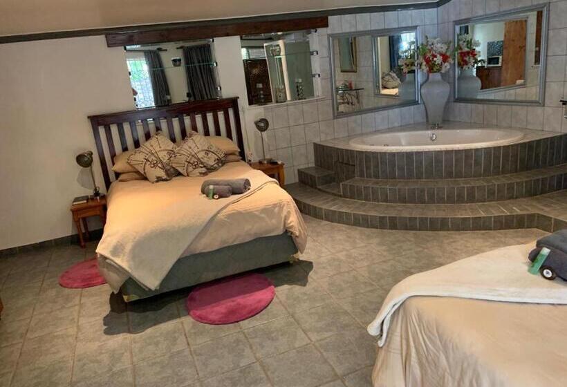 Delüks Oda, Camelthorn Guesthouse