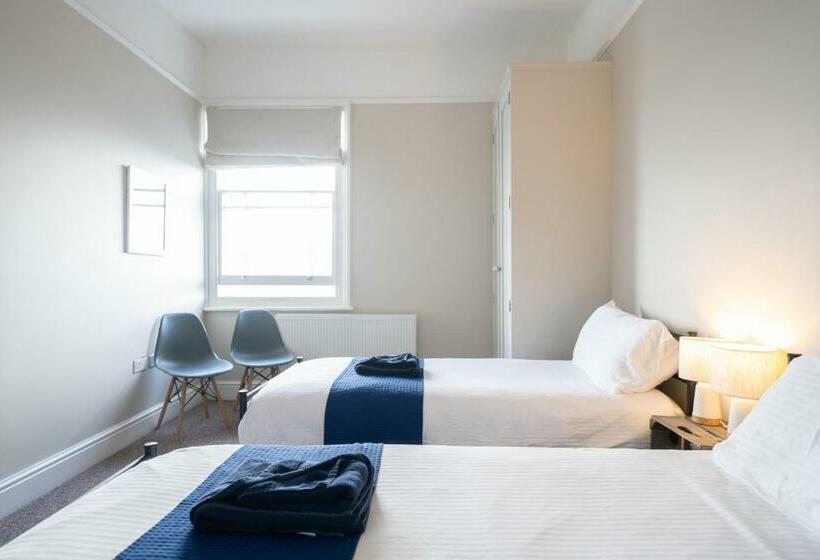 스탠다드 룸 공동 욕실, The Veteran Hotel & Bar