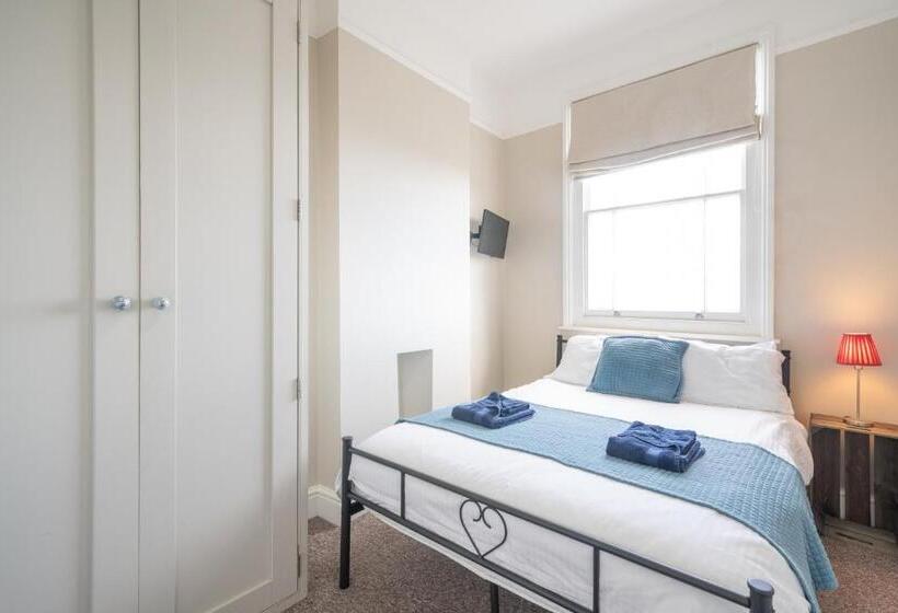 스탠다드 룸 바다 전망, The Veteran Hotel & Bar