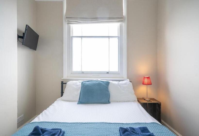 스탠다드 룸 바다 전망, The Veteran Hotel & Bar