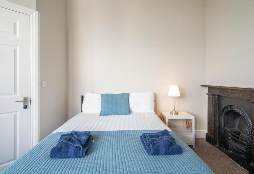 디럭스 룸 바다 전망, The Veteran Hotel & Bar