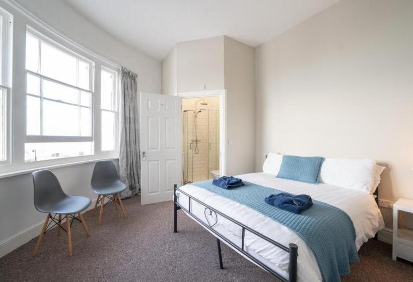 디럭스 룸 바다 전망, The Veteran Hotel & Bar