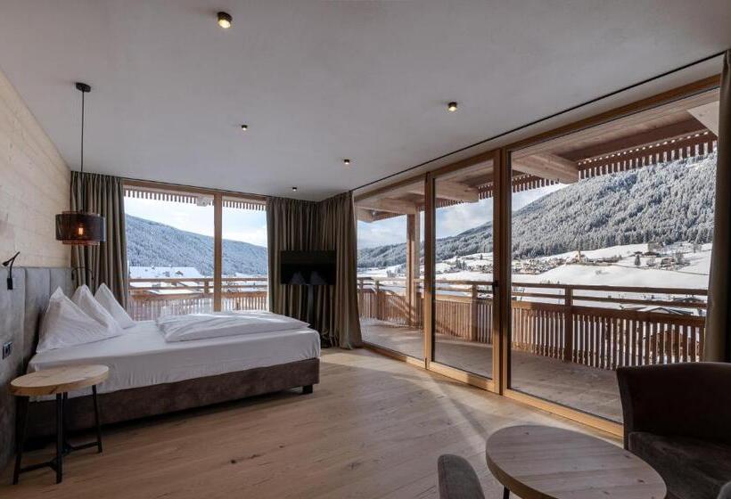 סוויטה, Alpine Nature Hotel Stoll