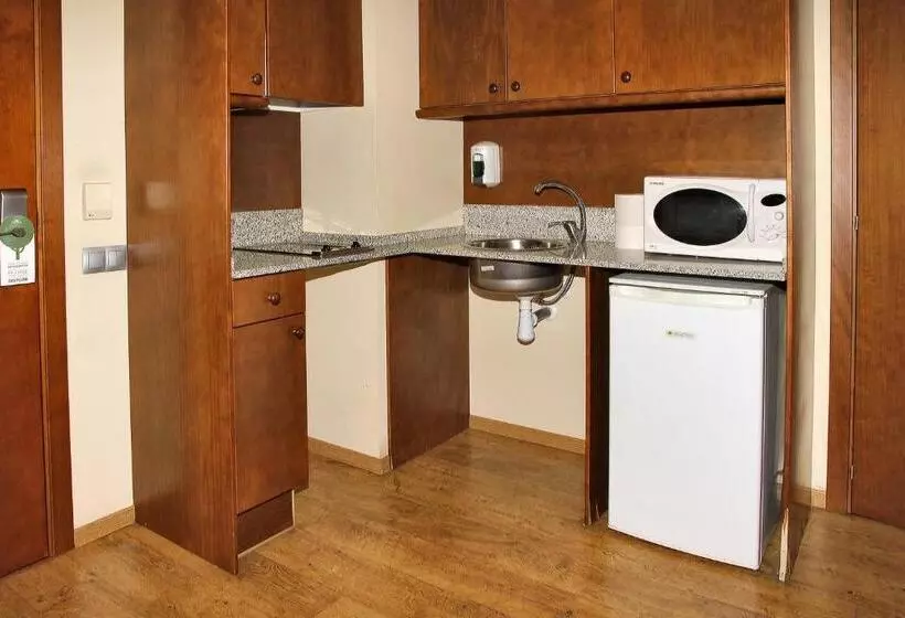 استودیوی استاندارد, Aparthotel La Vall Blanca