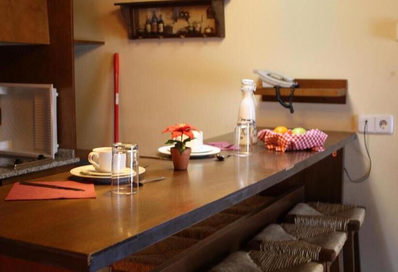 استودیوی استاندارد, Aparthotel La Vall Blanca